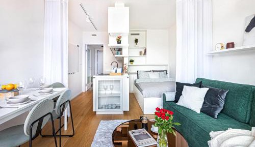 Studio Apartment with Balcony