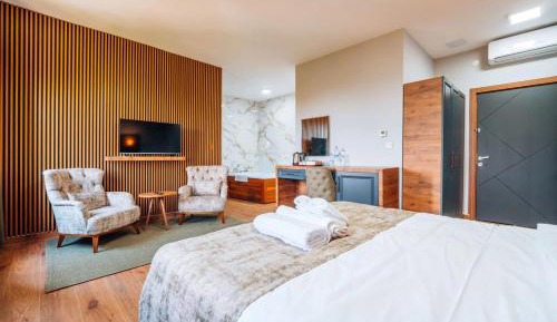 Suite with Sauna