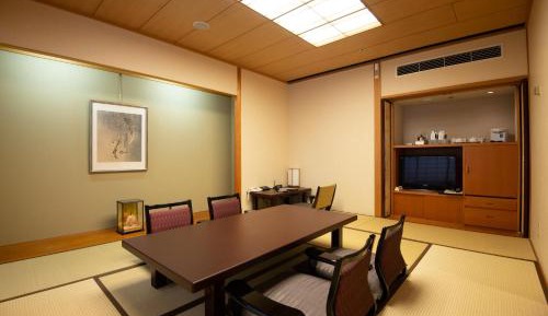 Japanese-Style Quadruple Room
