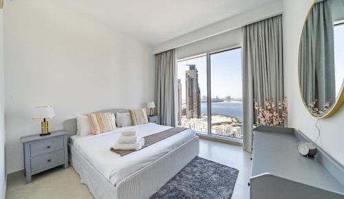 Two-Bedroom Apartment with Balcony