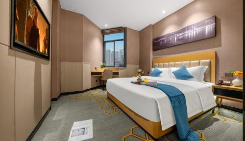 Queen Room