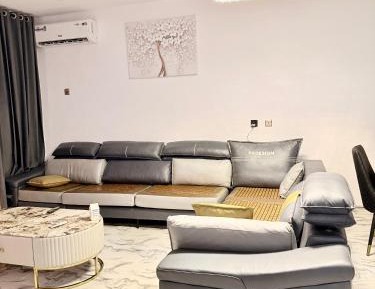 Three-Bedroom Deluxe Apartment