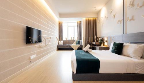 Premier Queen Suite
