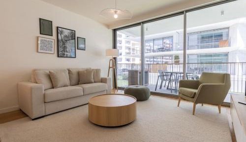One-Bedroom Apartment with Balcony