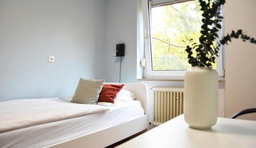 Single Room with Shared Bathroom