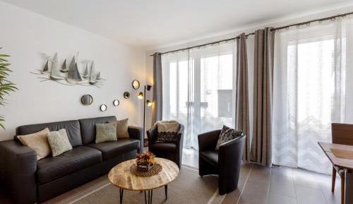 Superior One-Bedroom Apartment