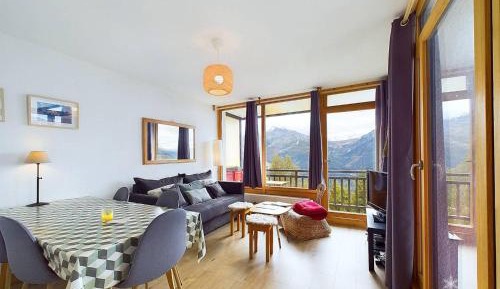 Apartment (6 Adults)