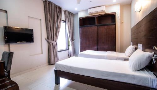 Superior Deluxe Double or Twin Room 