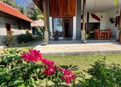 Bungalow with Sea View
