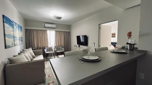 One-Bedroom Deluxe Apartment