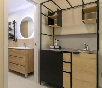 One-Bedroom Apartment