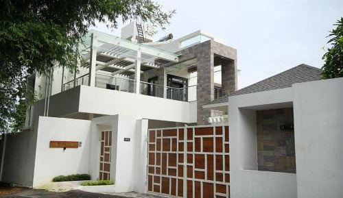 Four-Bedroom Holiday Home