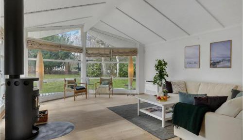 Three-Bedroom Holiday Home 
