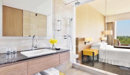 Club Room Twin with Club Lounge Access & Flexible check-in/check-out