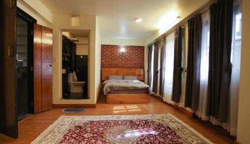 Twin Room with View