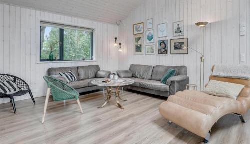 Four-Bedroom Holiday Home