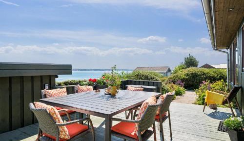 Four-Bedroom Holiday Home