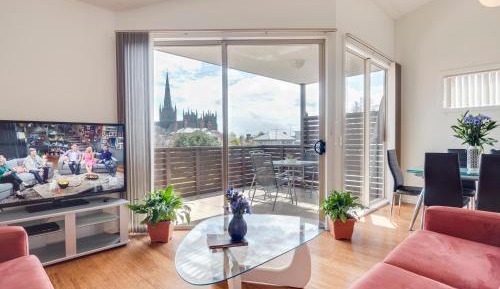 Deluxe Two-Bedroom Apartment