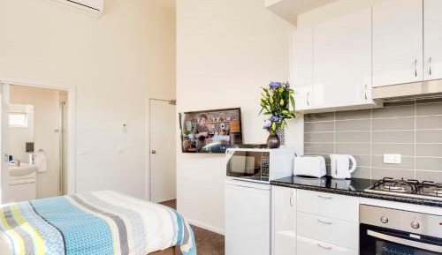 Studio Apartment