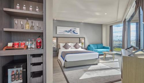 Runway Junior Suite with Living area