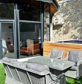One-Bedroom Chalet