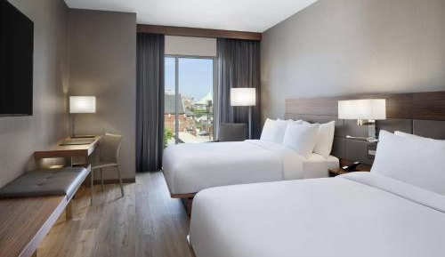 Queen Room with Two Queen and City View