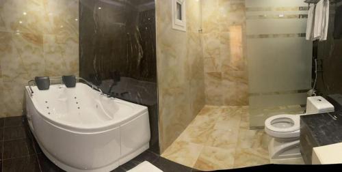 Suite with Spa Bath