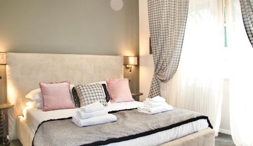 King Room with Balcony