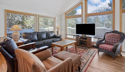 Four-Bedroom Holiday Home