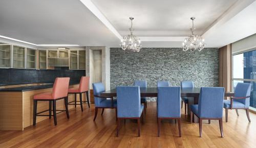 Three-Bedroom Apartment with Balcony