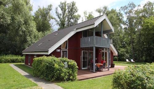 Three-Bedroom Holiday Home 