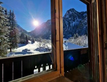 Three-Bedroom Apartment with Mountain View