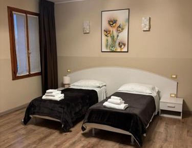 Single Room with Private Bathroom