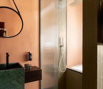 King Room with Spa Bath