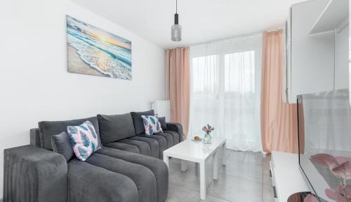 One-Bedroom Apartment with Balcony
