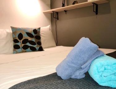 Single Room with Shared Bathroom