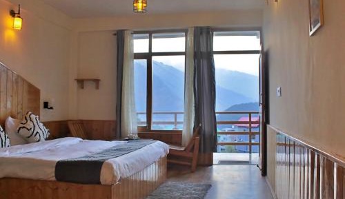 King Room with Mountain View