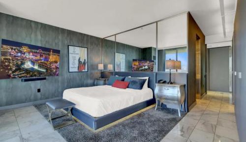Suite with Balcony