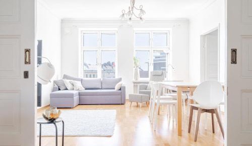 Four-Bedroom Penthouse Apartment