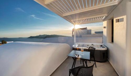 Apartment with Sea View and Outdoor Heated Tub
