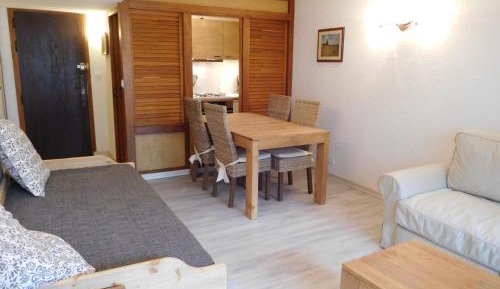 Apartment (5 Adults)
