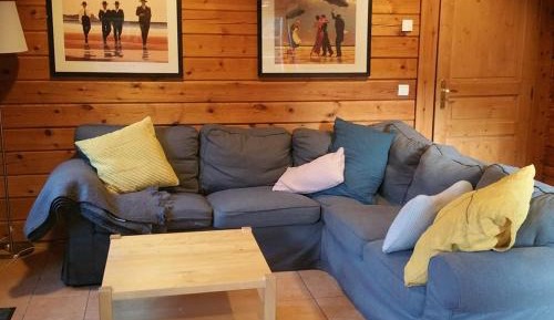 Chalet (14 Adults)