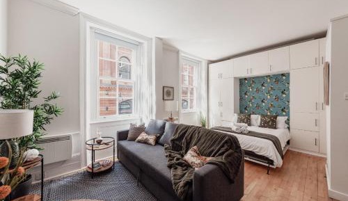 Studio Apartment