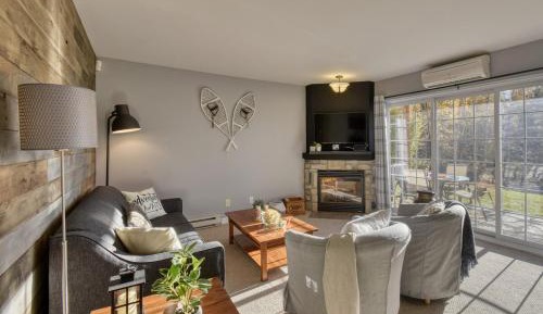 One-Bedroom Apartment with Terrace