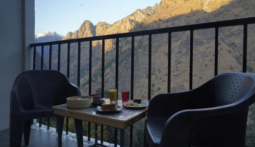 Double Room with Mountain View