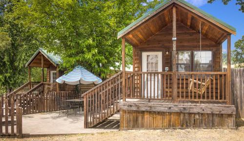 Deluxe Bungalow