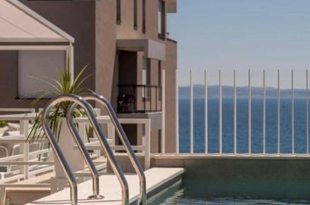 Apartment with Private Pool 