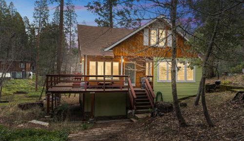 Four-Bedroom Holiday Home