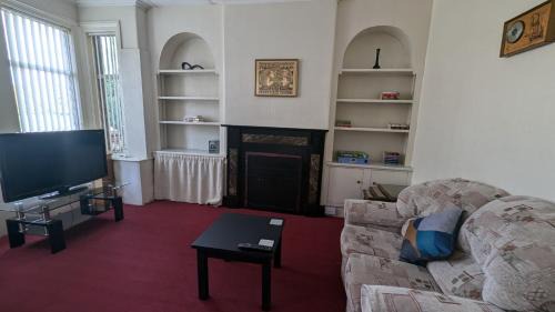 Double Room with Shared Bathroom