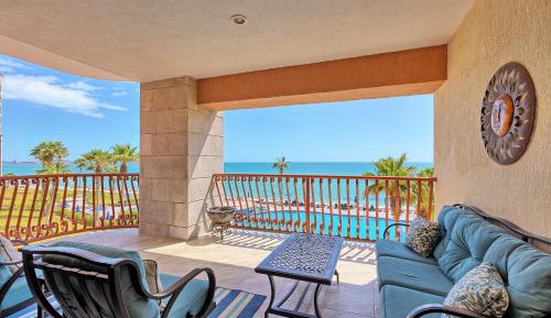 Apartment with Sea View
